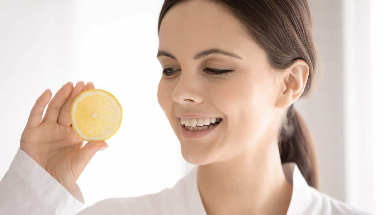 como el limon puede ayudarte a eliminar las manchas de la cara